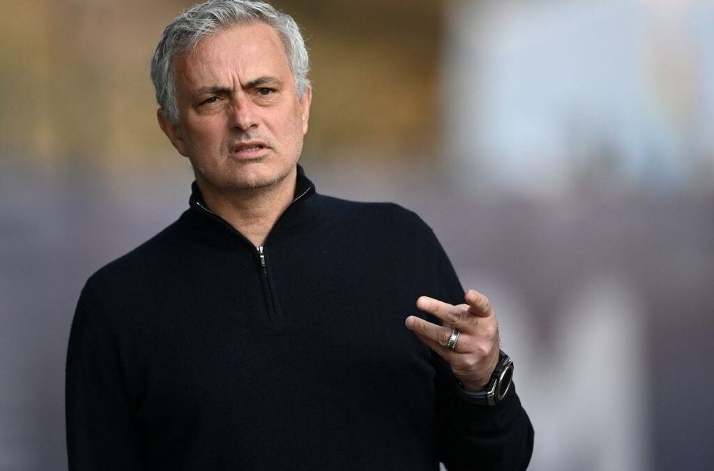 Mourinho tipped to re-join EPL club